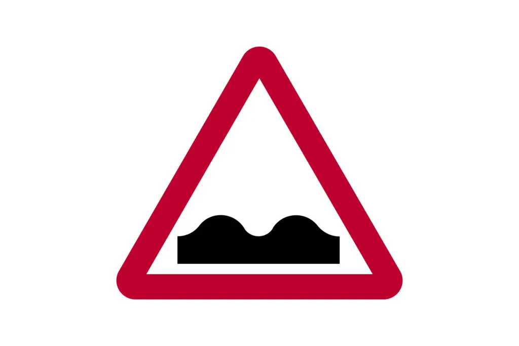 Speed Bump vs Uneven Road: Know the Difference for the UK Theory Test
